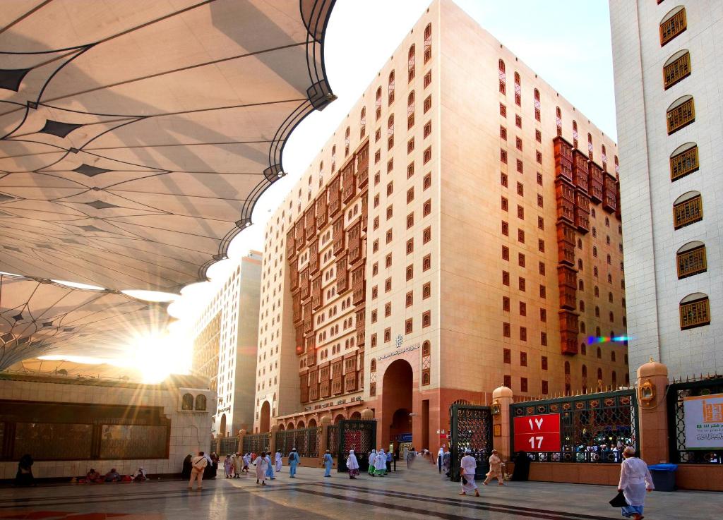 Elaf Grand Al Majeedi Hotel Main image 1